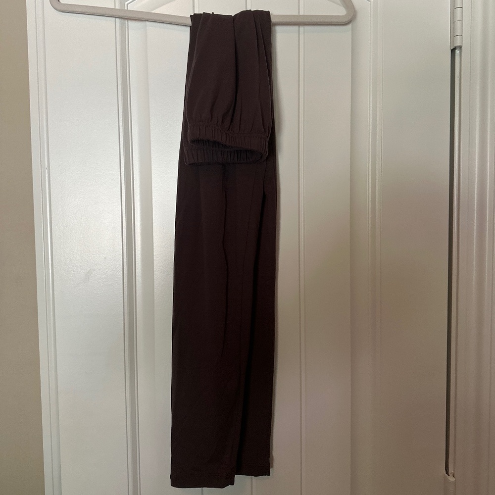 Brown Elastic Waist Lounge Pants – Size S/M